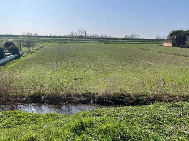 Terreno in vendita a Porto Viro, Veneto