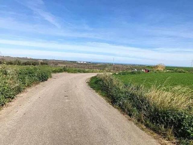 Terreno in vendita a Portocannone, Molise
