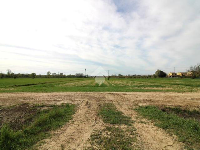 Terreno in vendita a Portogruaro, Veneto