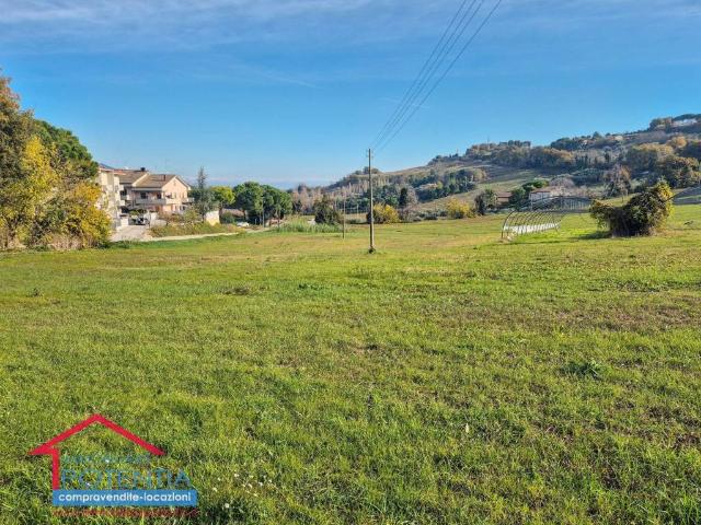 Terreno in vendita a Marche, Macerata