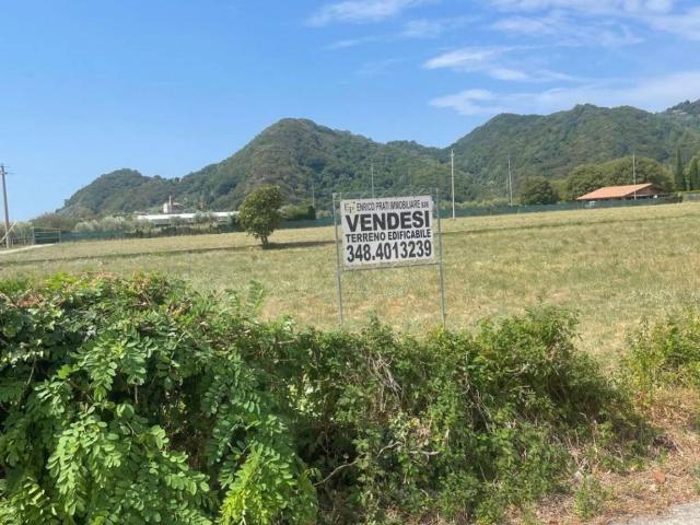 Terreno in vendita a Pove Del Grappa, Veneto