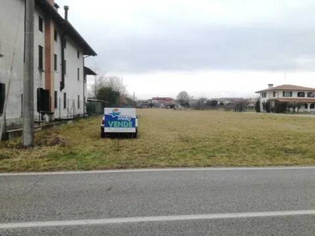 Terreno in vendita a Povoletto, Friuli-Venezia Giulia
