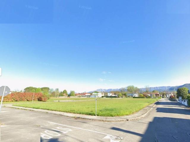 Terreno in vendita a Povoletto, Friuli-Venezia Giulia