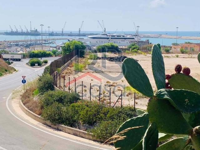 Terreno in vendita a Pozzallo, Sicilia