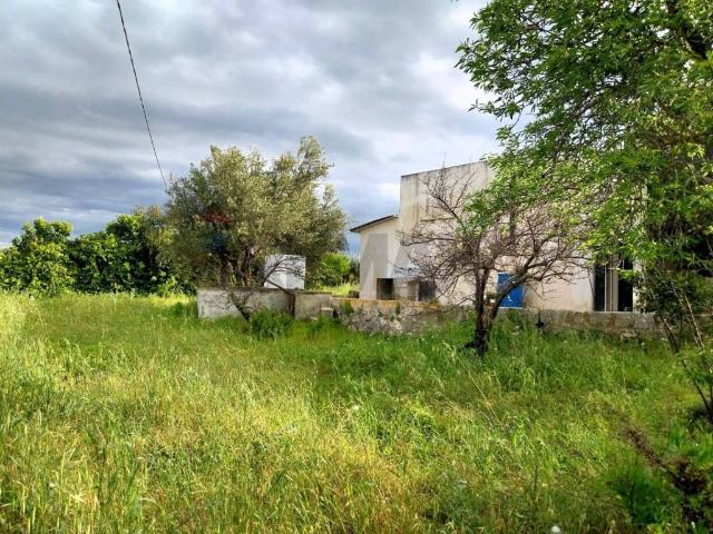 Terreno in vendita a Pozzallo, Sicilia
