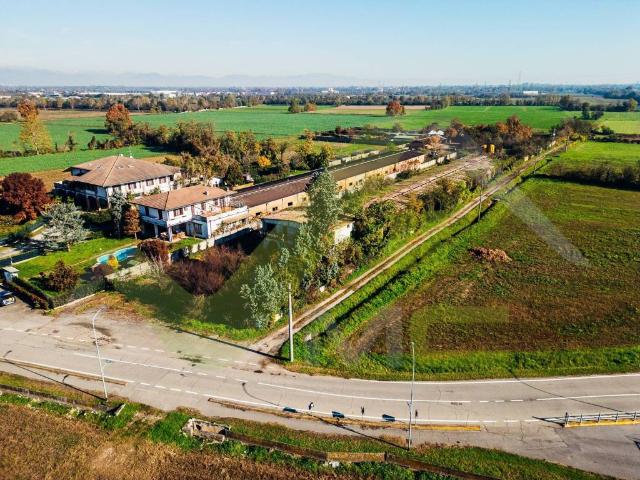 Terreno in vendita a Pozzuolo Martesana, Lombardia