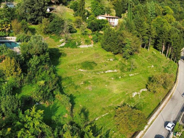 Terreno in vendita a Pradalunga, Lombardia