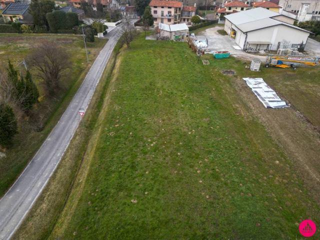 Terreno in vendita a Prata Di Pordenone, Friuli-Venezia Giulia