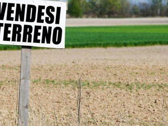 Terreno in vendita a Prato, Toscana