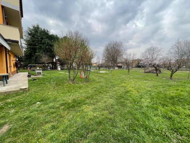 Terreno in vendita a Presezzo, Lombardia
