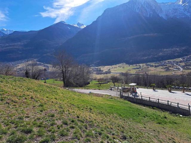 Terreno in vendita a Quart, Aosta