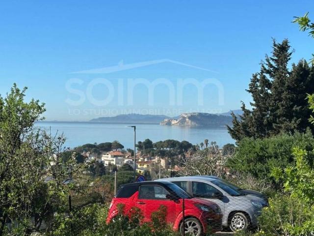 Terreno in vendita a Mràxini Arrùbiu/Margine Rosso, Quartu Sant'elena