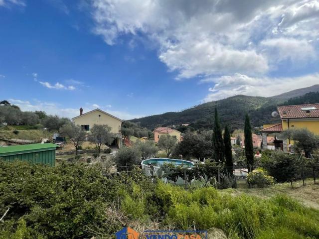 Terreno in vendita a Viarzo, Quiliano
