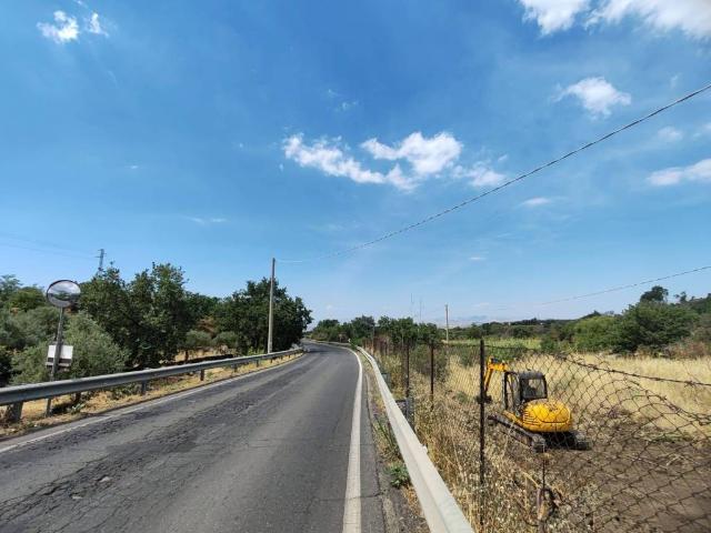 Terreno in vendita a Ragalna, Sicilia