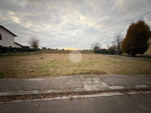Terreno in vendita a Ravenna, Reggio Emilia