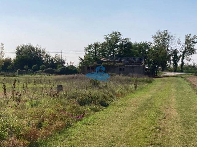 Terreno in vendita a Ravenna