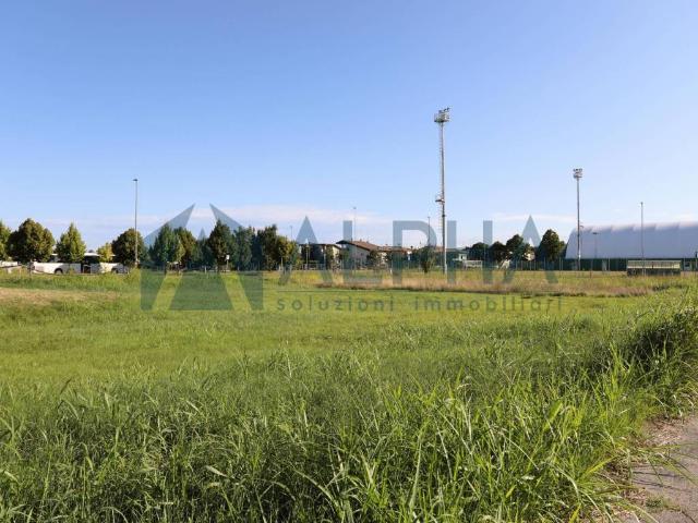 Terreno in vendita a Ravenna, Reggio Emilia