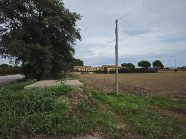 Terreno in vendita a Ravenna, Reggio Emilia