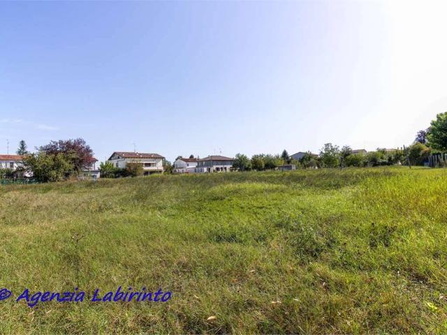 Terreno in vendita a Ravenna, Reggio Emilia
