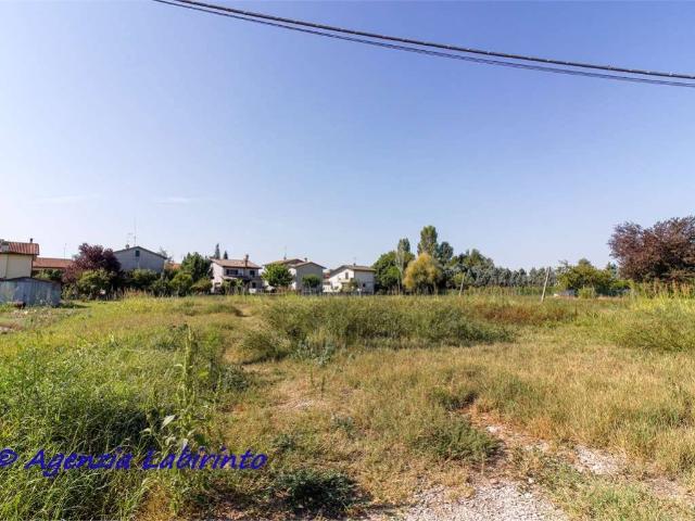 Terreno in vendita a Ravenna, Reggio Emilia