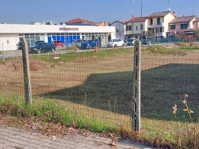 Terreno in vendita a Fornace Zarattini, Ravenna