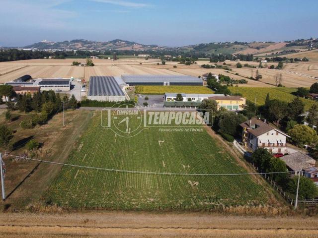 Terreno in vendita a Addolorata, Marche