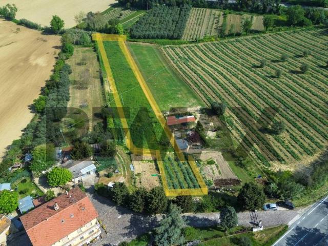 Terreno in vendita a Marche, Macerata