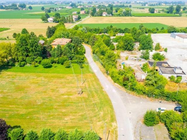 Terreno in vendita a Massenzatico, Re