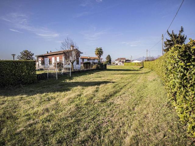 Terreno in vendita a Remanzacco, Friuli-Venezia Giulia