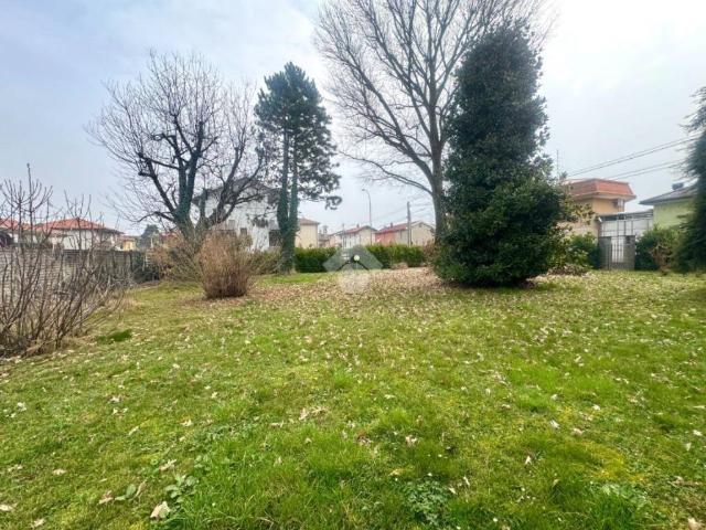 Terreno in vendita a Rescaldina, Lombardia