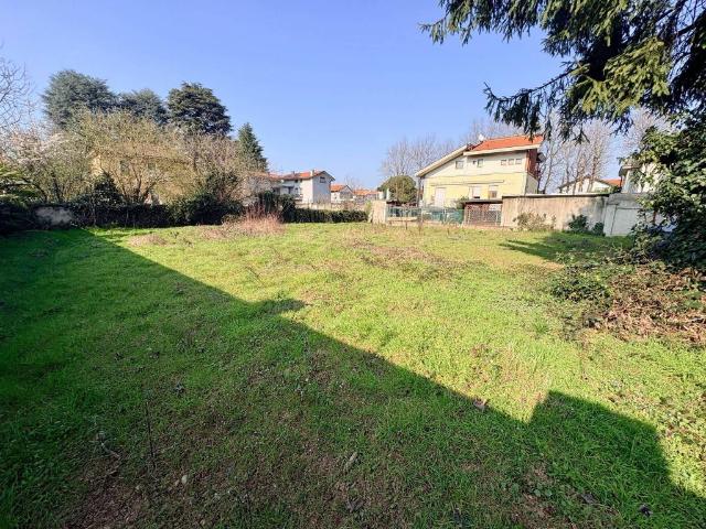 Terreno in vendita a Folchina, Rescaldina