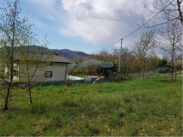 Terreno in vendita a Revine Lago