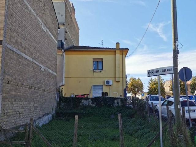 Terreno in vendita a Roma Capitale, Lazio