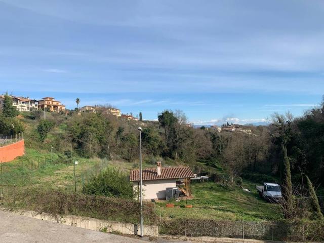 Terreno in vendita a Roma Capitale, Lazio