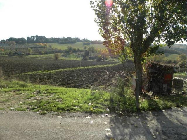 Terreno in vendita a Riccione, Reggio Emilia