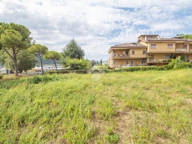Terreno in vendita a Campoloniano, Rieti