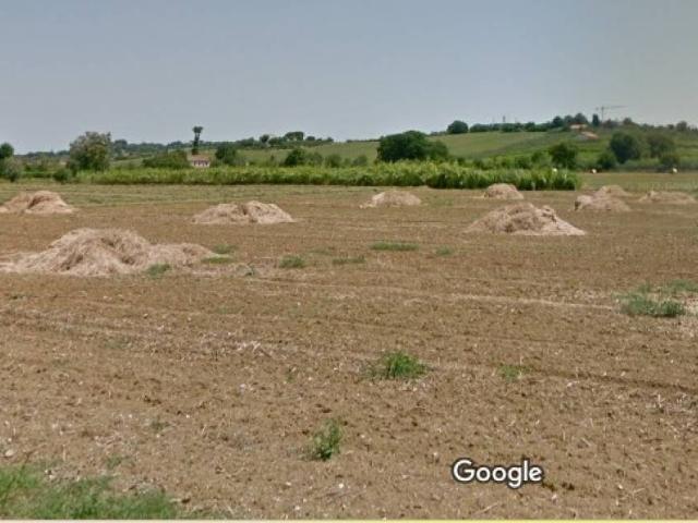 Terreno in vendita a Rimini, Reggio Emilia