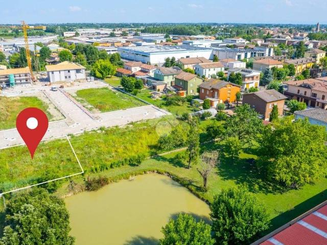 Terreno in vendita a Pianura Reggiana, Re