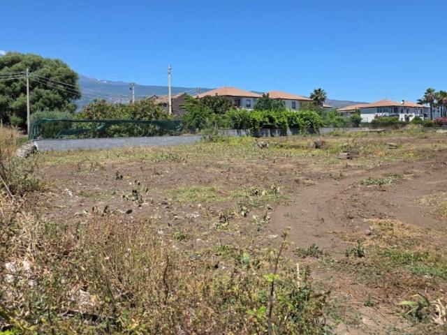 Terreno in vendita a Riposto, Sicilia