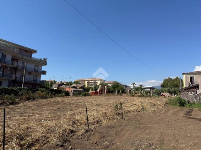 Terreno in vendita a Riposto, Sicilia