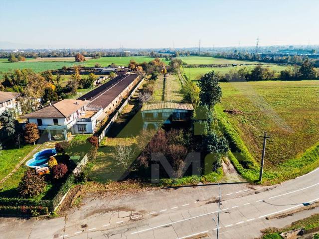 Terreno in vendita a Rivolta D'adda, Lombardia