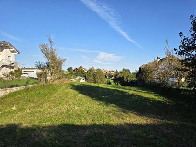 Terreno in vendita a Canove, Canove Di Roana