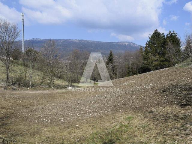 Terreno in vendita a Canove, Canove Di Roana