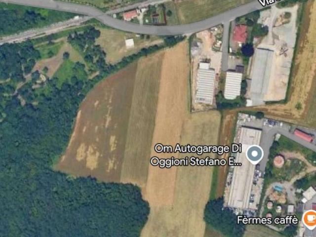 Terreno in vendita a Robbiate, Lombardia