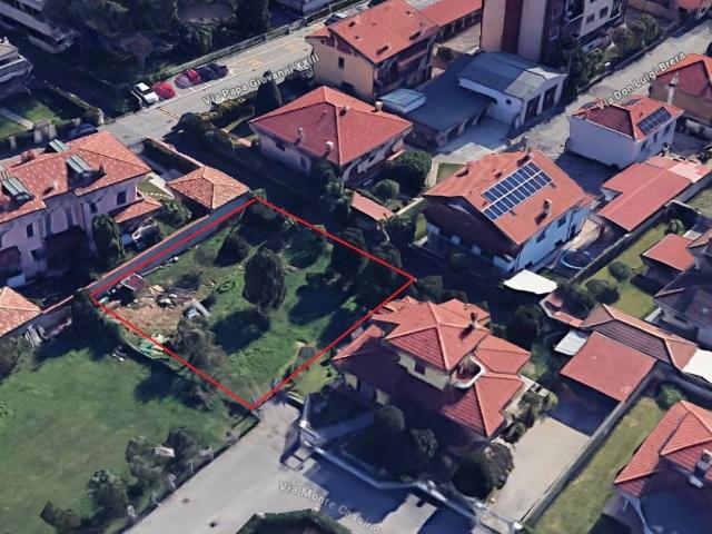 Terreno in vendita a Robecco Sul Naviglio, Lombardia