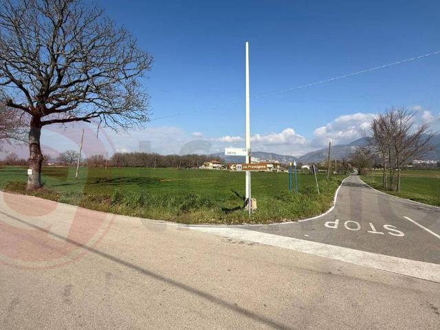 Terreno in vendita a Roccasecca, Lazio