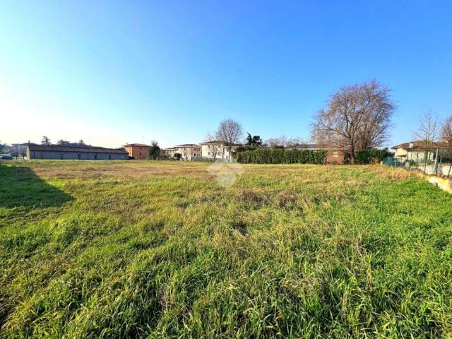 Terreno in vendita a Rodigo, Lombardia