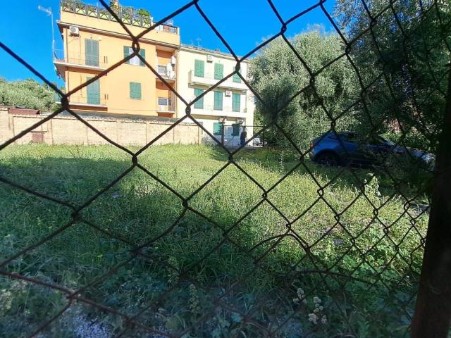 Terreno in vendita a Municipio Roma VII, Roma Capitale