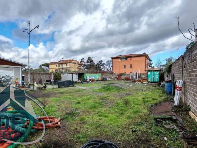Terreno in vendita a Colle del Sole, Roma Capitale