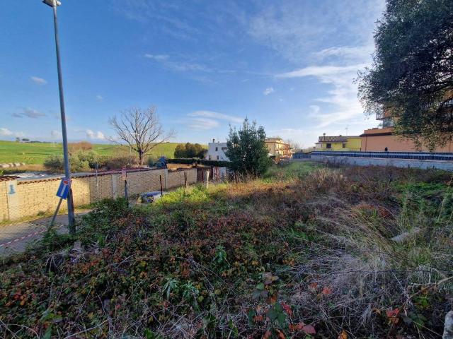Terreno in vendita a Tor San Giovanni, Roma Capitale